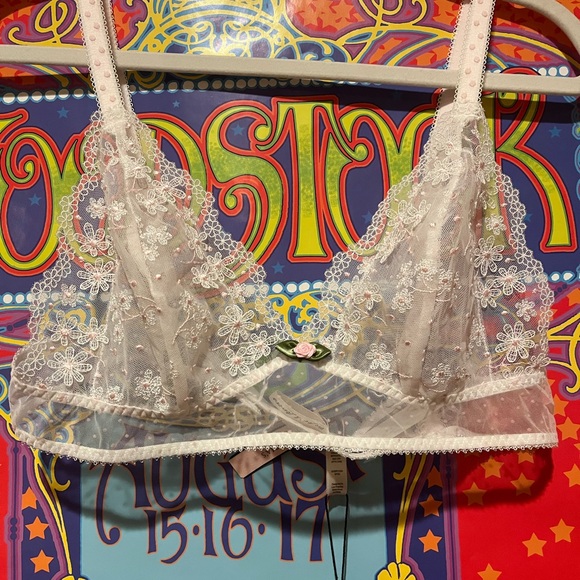 Bra - Picture 2 of 5